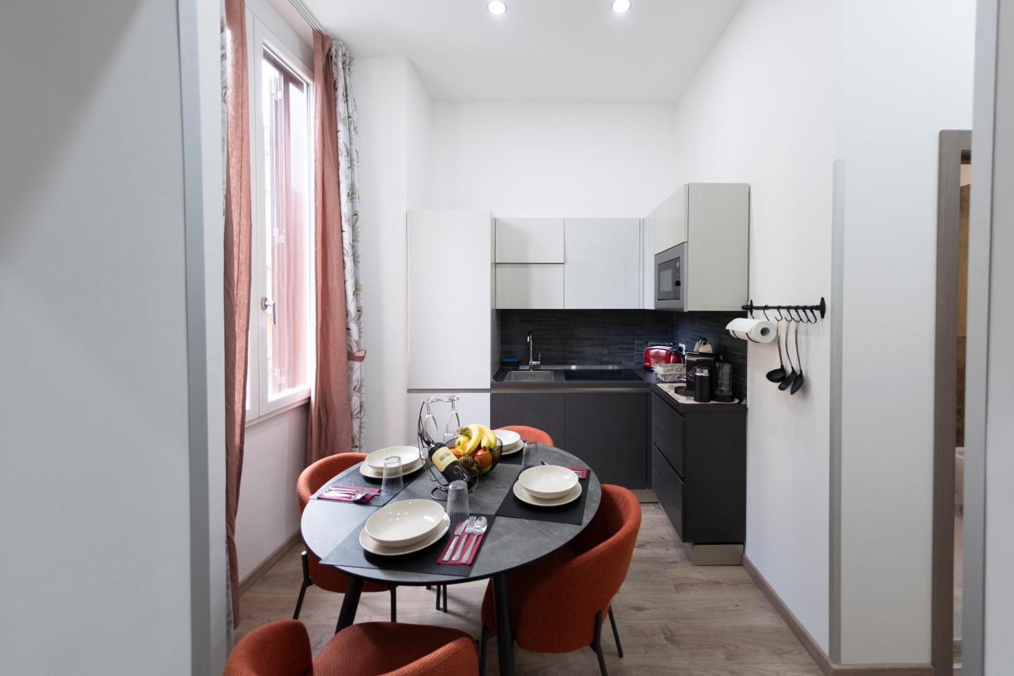 Cola Bed & Breakfast Rom